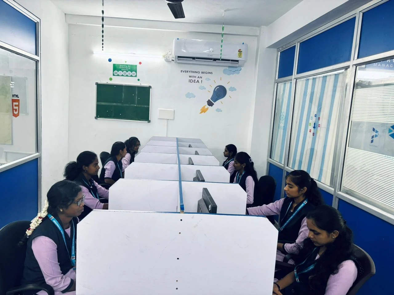 AutoCAD training class in Coimbatore(
Kinathukadavu)